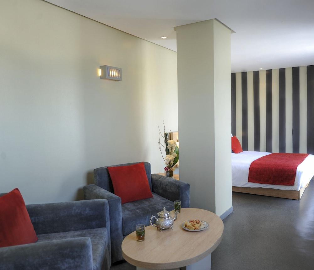 Manzil Hotel Casablanca Bagian luar foto