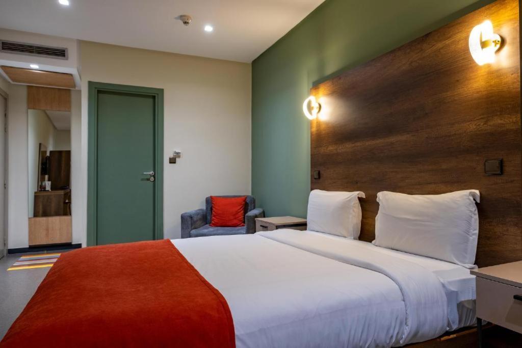 Manzil Hotel Casablanca Bagian luar foto